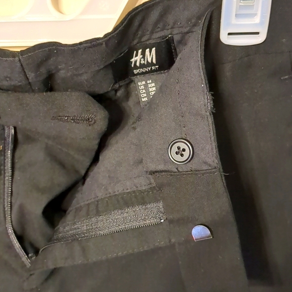 H&M Women's Black Pants Slacks Size 8 / 30 - Picture 3 of 6